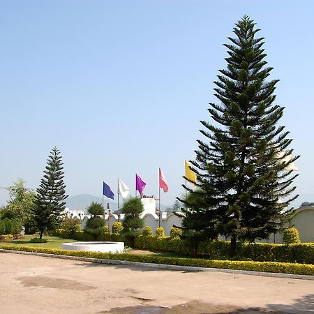 Hotel Sai International Rayagada Exteriör bild