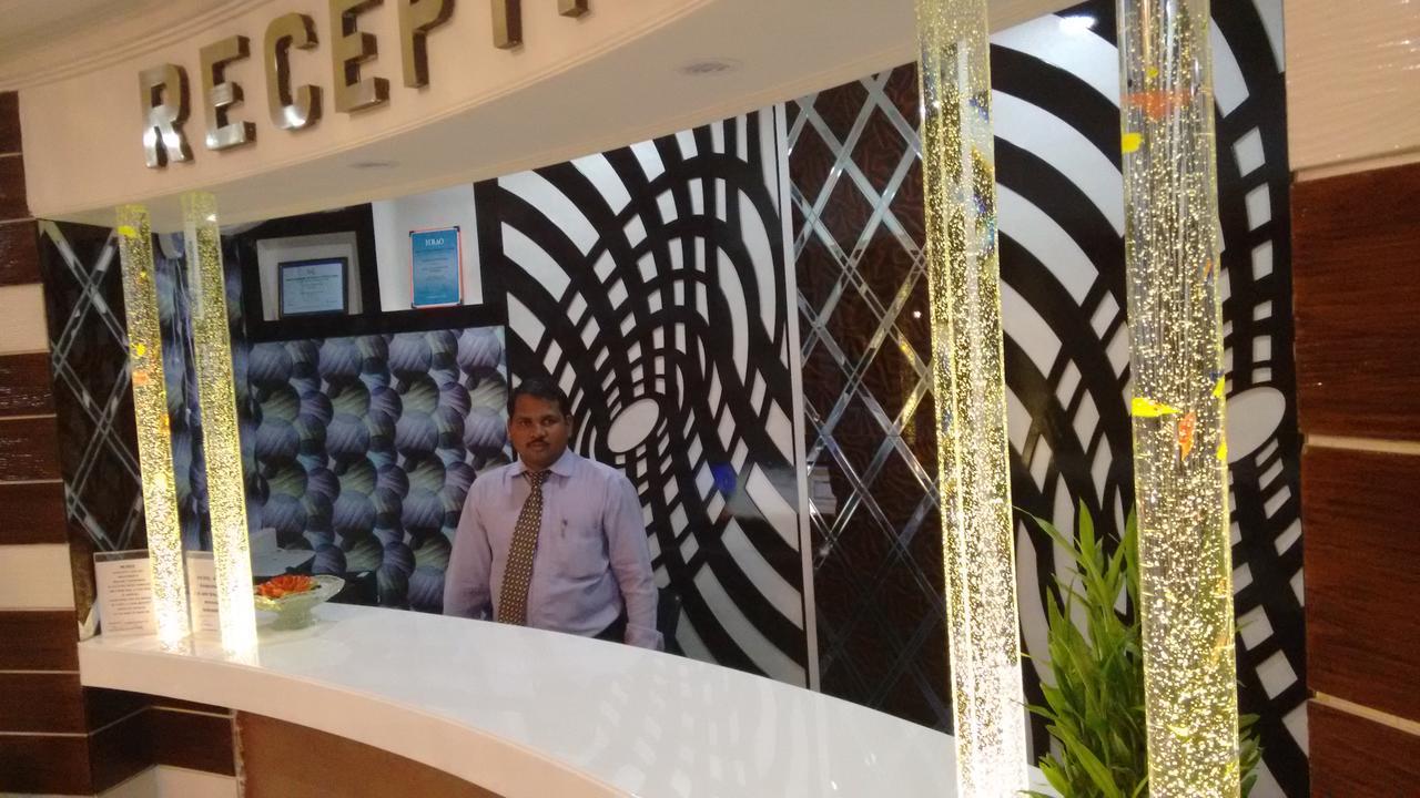 Hotel Sai International Rayagada Exteriör bild